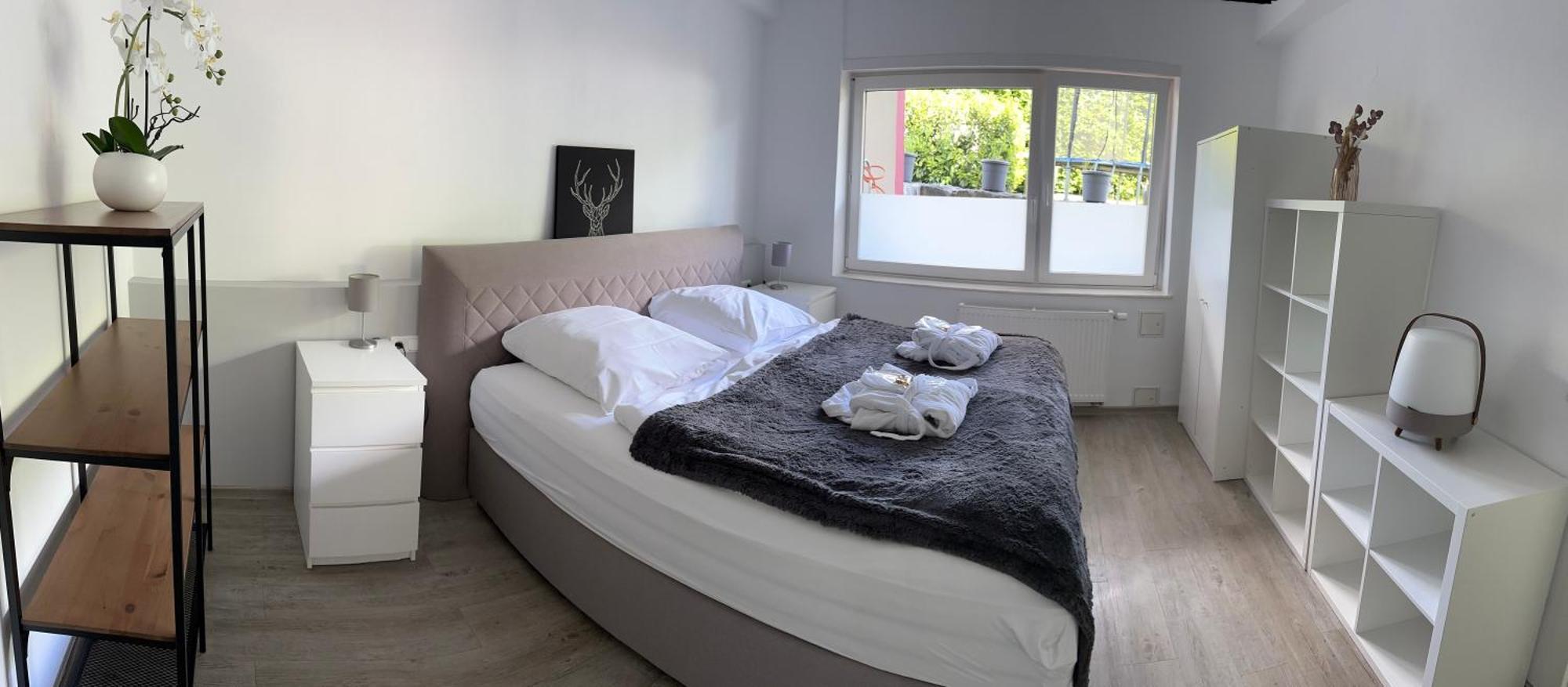 Ferienwohnung Schlossblick - 4 Sterne Sauna Pool Whirlpool Exklusiv Braunfels Exteriör bild