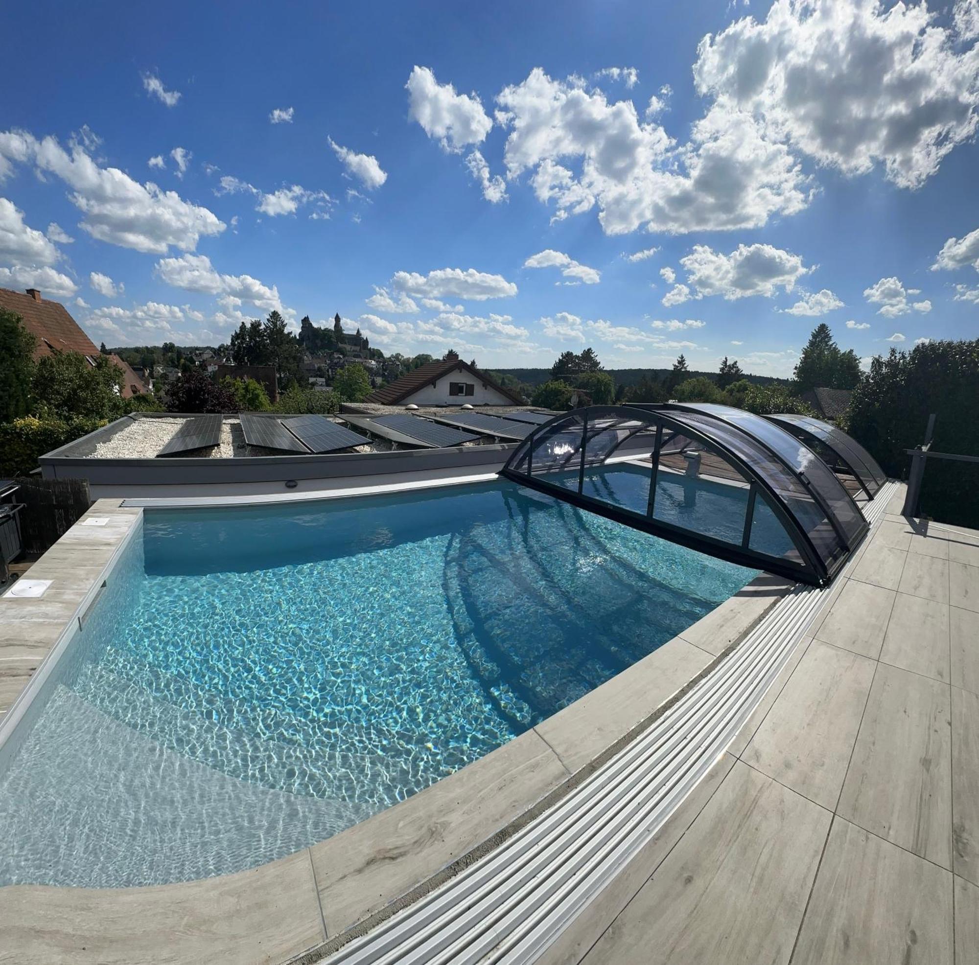 Ferienwohnung Schlossblick - 4 Sterne Sauna Pool Whirlpool Exklusiv Braunfels Exteriör bild